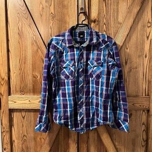 Jack & Jones button down long sleeve xl fits like a regular large